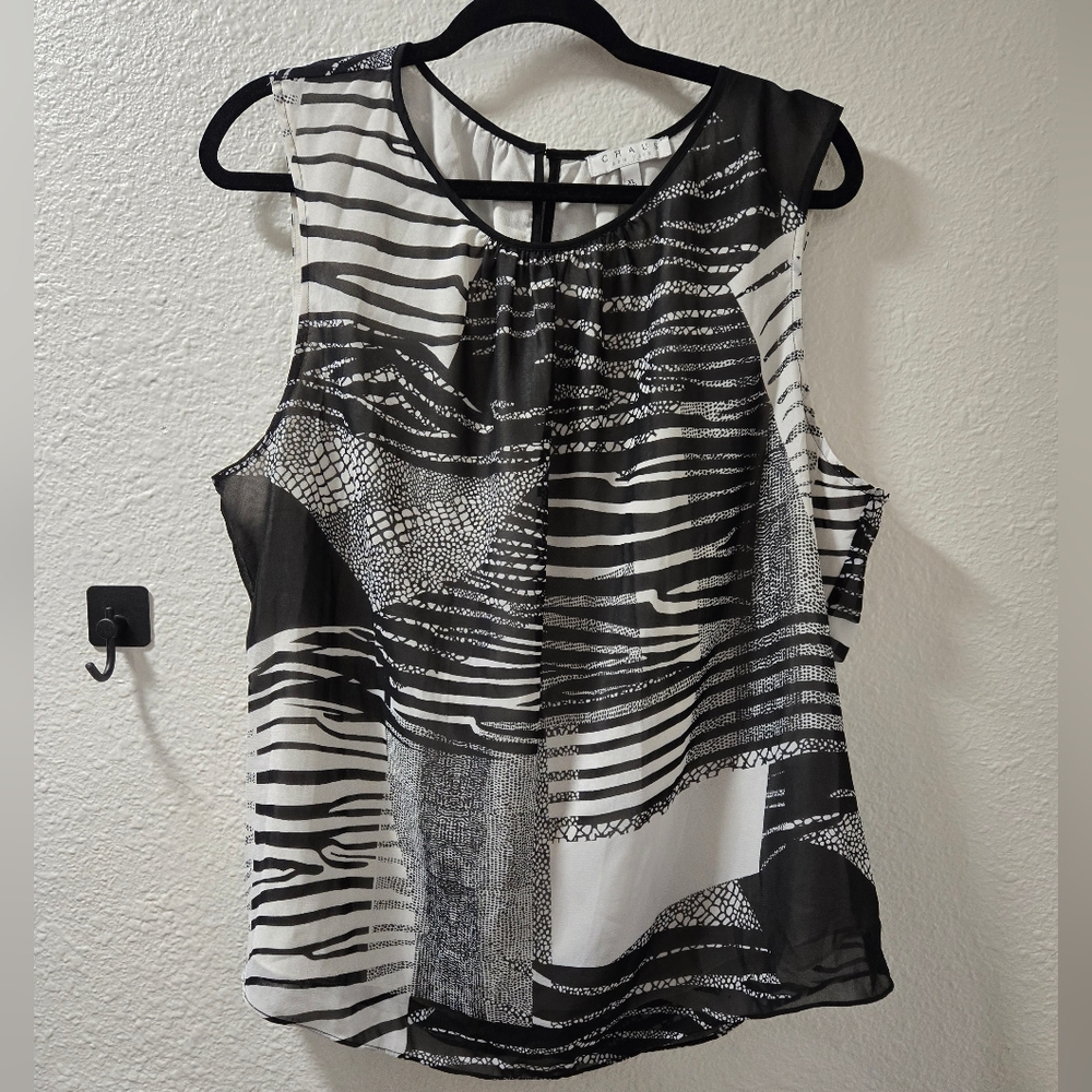 Chaus Black/White Blouse